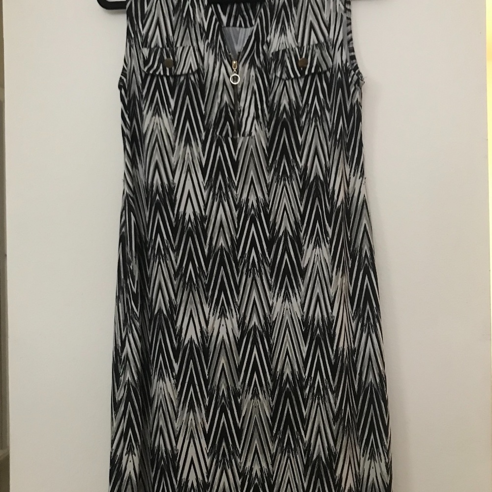 Women's Dress, Black/White, Size Small,